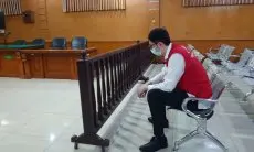 Berkas Belum SIap, Tuntutan dr Priguna Ditunda