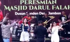 Viral! Peresmian Masjid di Temanggung Dimeriahkan Biduan dan Musik Dangdut