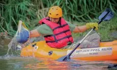 Aksi Bersih Berhasil Angkut 1,8 Ton Sampah dari Sungai Ciliwung