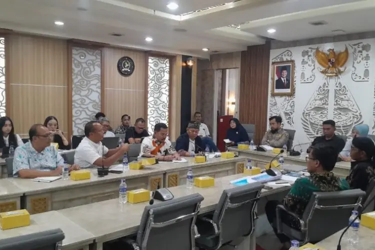 Mengadu Soal Larangan Study Tour, DPRD Jabar Siap Tindaklanjuti