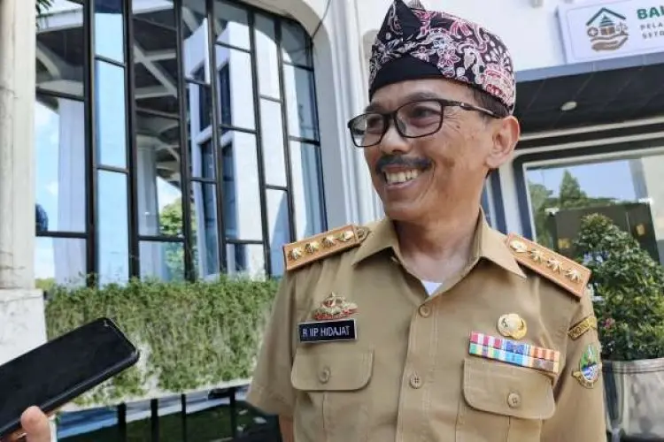 Puluhan Aduan Mengalir di Hari Pertama Bale Pananggeuhan Dibuka, ASN Gedung Sate Diminta “Lari” Layani Warga