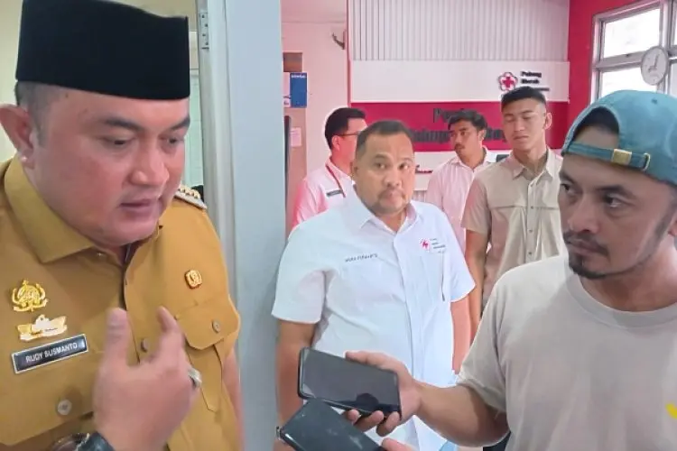 Lihat UTD PMI Kabupaten Bogor Kurang Representatif, Hati Bupati Rudy Susmanto Terketuk