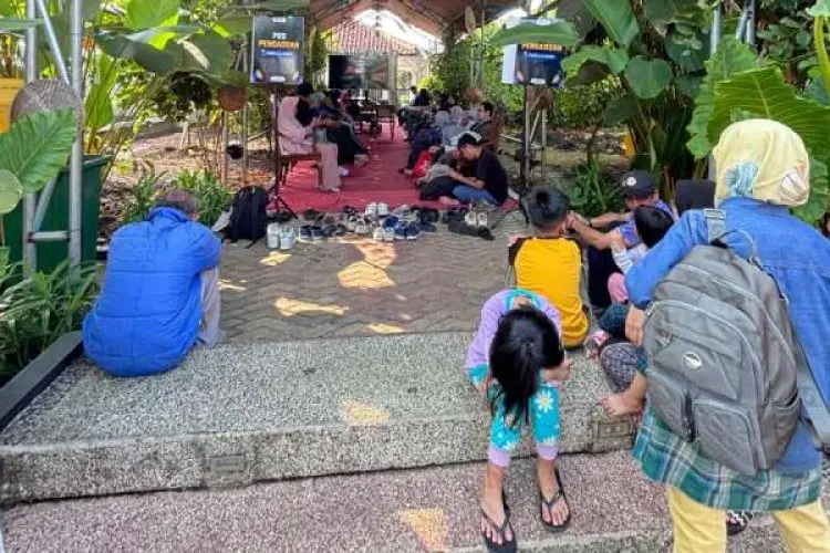 Warga Tetap Serbu Posko Pengaduan Lembur Pakuan, Meski Bale Pananggeuhan Sudah Dibuka