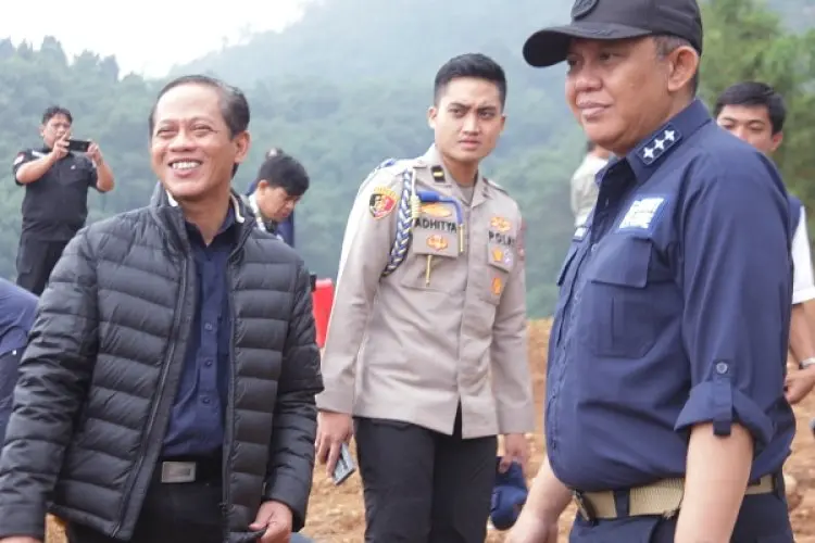 Evaluasi Segel, Hanif Faisol Nurofiq Kumpulkan Pengusaha dan Pekerja Wisata Puncak