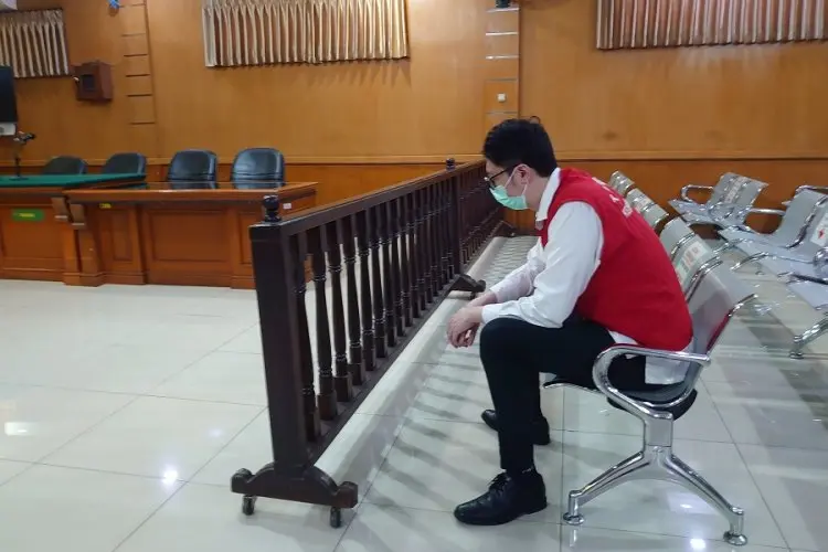 Berkas Belum SIap, Tuntutan dr Priguna Ditunda