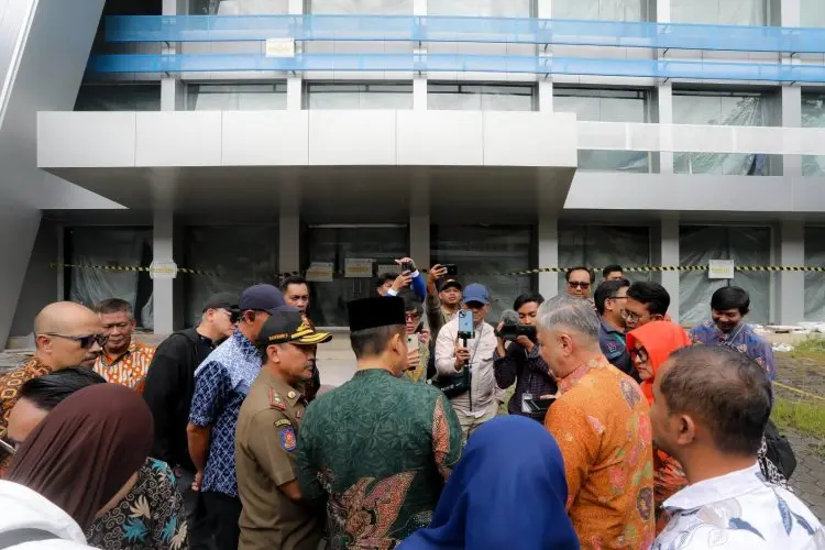 Pemkot Bandung Dorong Warga dan Pengusaha Taat Aturan