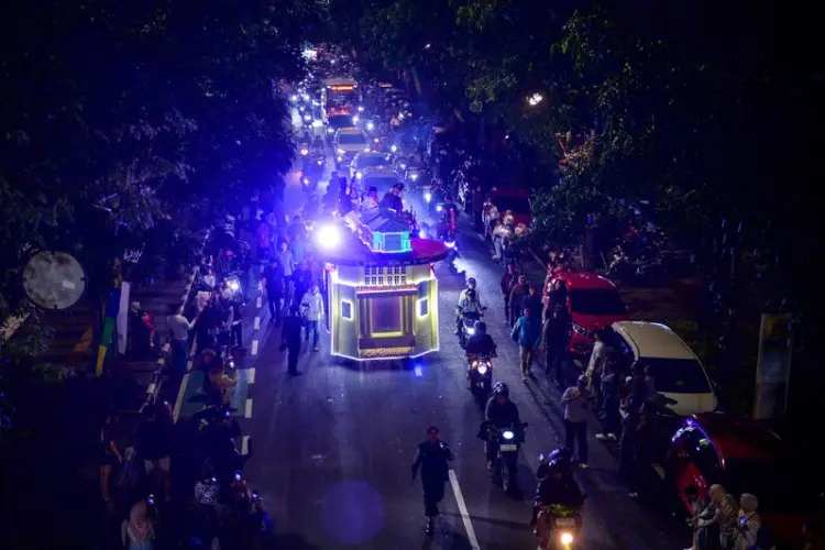 Sumirat City Light Carnival Warnai Langit Bandung, Ribuan Warga Meriahkan Puncak HJKB ke-215