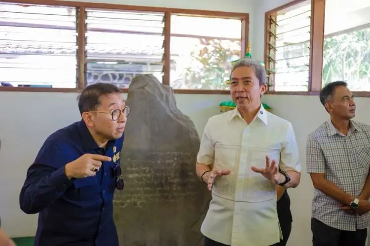 Menbud Siap Revitalisasi Batutulis dan Wujudkan Museum Pajajaran