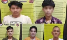 Polresta Cirebon Amankan 5 Pengedar Sabu-sabu