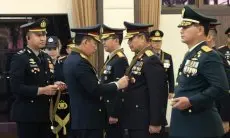Sejumlah Perwira Polri dan TNI Terima  Anugerah Penghargaan dari Kapolri 