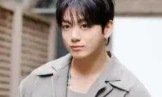 Dan Terjadi lagi, Seorang Wanita Asing Mencoba Masuk ke Rumah Jungkook BTS