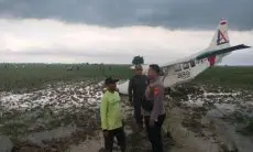 Pesawat Capung Mendarat Darurat di Karawang