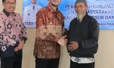 Salurkan Bantuan Beras CCPD untuk Korban Bencana di Rongga, Jeje Akui Ketersediaan Pangan Bagi Warganya Belum Terjamin