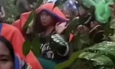 Puluhan Warga Tapanuli Tengah Terjebak di Hutan: 'Tolong Kami Kiri Kanan Sudah Longsor'