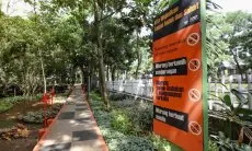 Taman Lansia Kota Bandung Dibuka, Kabel Lampu Hilang dan Penerangan Padam