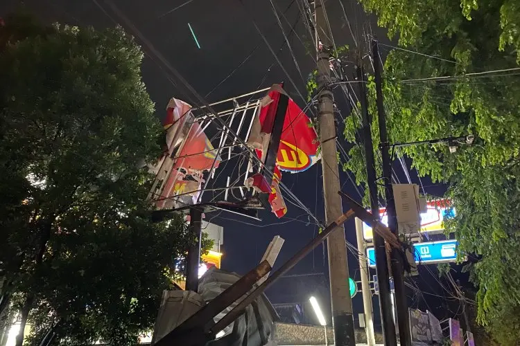Angin Puting Beliung Terjang Ujungberung Kota Bandung, Puluhan Rumah Rusak