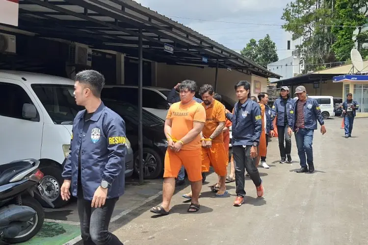 Waspada, Polres  Cimahi Ungkap Modus Begal Berkedok Pegawai Leasing