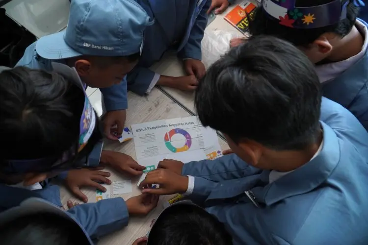 FOTO: Sekolah Darul Hikam Gelar Kemenkeu Mengajar 10