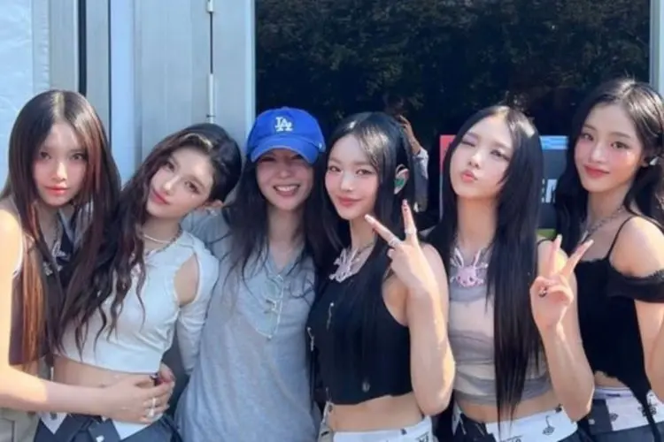 Min Hee Jin Langsung Temui para Member Usai NewJeans Putuskan Kembali ke ADOR