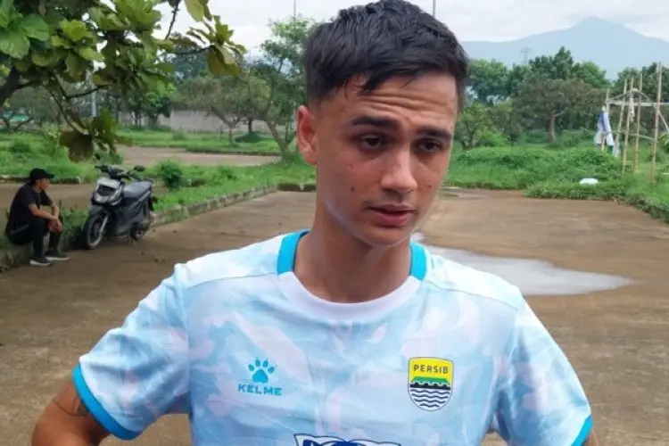 Eliano Reijnders Pantau Pemain Timnas Indonesia di Laga Persib vs Dewa United