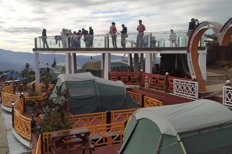 Melihat Matahari Terbit di Atas Ketinggian 1. 670 MDPL, Taman Langit 360 Jadi Magnet Pengunjung