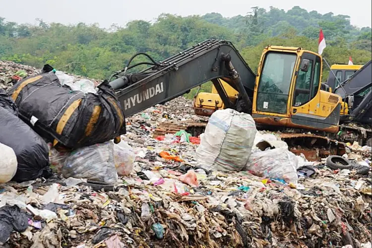 'Kampung' Prabowo Darurat Sampah, Beruntung Punya Indocement yang Sanggup Tampung RDF