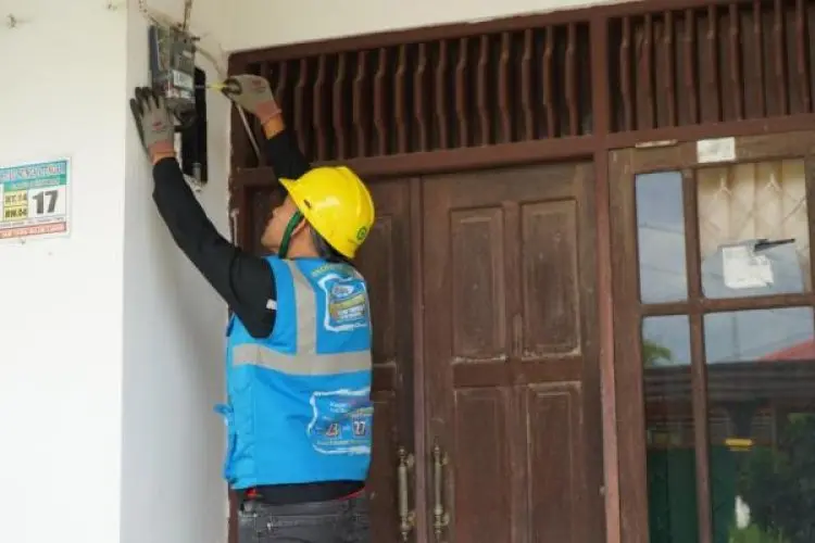Semangat Hari Pahlawan, PLN Luncurkan Program Power Hero dengan Beri Diskon 50% Tambah Daya