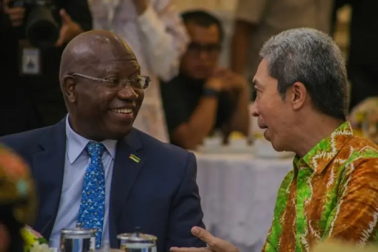 Dedie Ajak Delegasi Ambasador KAA 2026 ke Tempat Awal Sejarah di Istana Kepresidenan Bogor