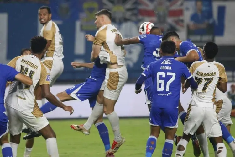 Ogah Banyak Alasan, Jan Olde Riekerink Akui Dewa United Pantas Kalah dari Persib
