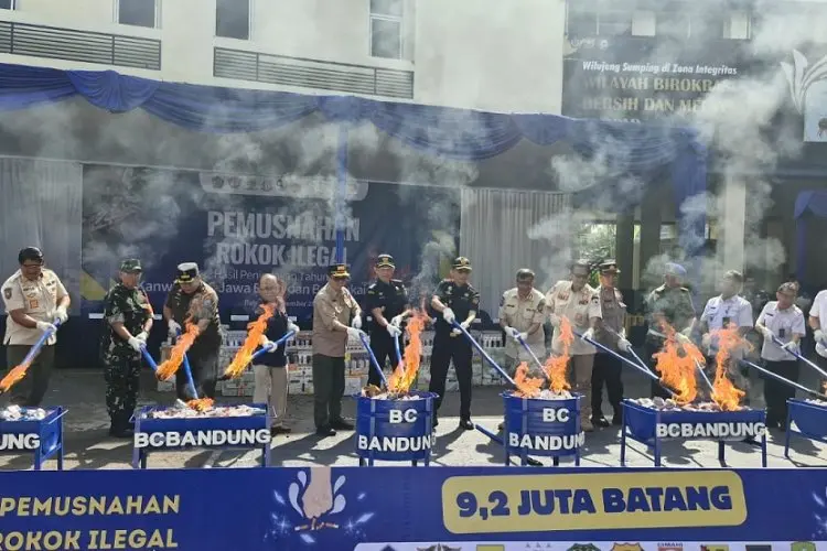 Bea Cukai Bandung Musnahkan 9,2 Juta Rokok Ilegal