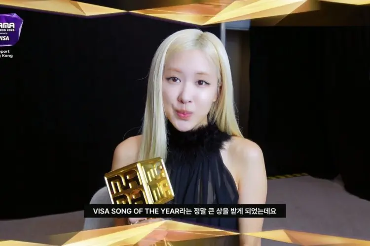 Lagu 'APT' Rose BLACKPINK Kembali Menang Daesang di MAMA Awards 2025 saat 'Golden' Huntr/x Viral