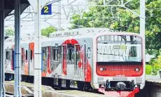 Elektrifikasi Jalur Padalarang–Cicalengka, Mungkinkah KRL Mengurai Sesak Cimahi?