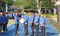 Momen HUT KORPRI ke-54, Wali Kota Bogor Serahkan SK Pengangkatan 3.868 PPPK Paruh Waktu