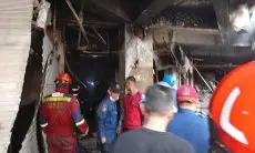 25 Kios Pasar Kebon Kembang Blok CD Hangus Terbakar