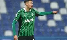 Dilirik AC Milan, Performa Jay Idzes Makin Menggila