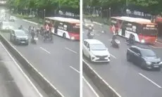 Rekaman CCTV Ungkap VP SKK Migas yang Tewas Usai Tabrak Bus Transjakarta