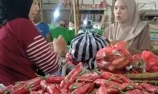 Harga Beragam Jenis Cabai di Pasar Soreang Turun Harga