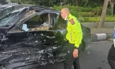Dua Mobil Bertabrakan di Surapati, Sembilan Orang Luka Ringan