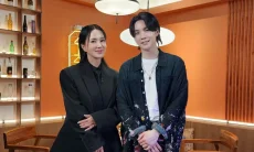 Suga BTS Terkejut saat Uhm Jung Hwa Ungkap Dirinya Hampir Menikah dengan Bang Si Hyuk HYBE