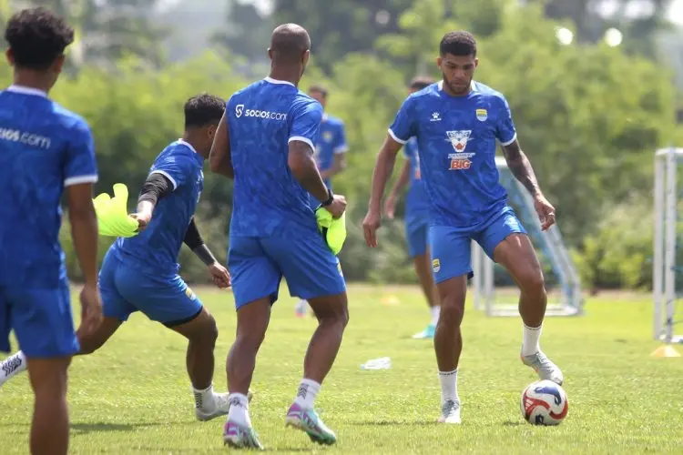 Persib Bandung vs Borneo FC: 2 Link Live Streaming untuk Alternatif Nonton Laga Krusial Super League