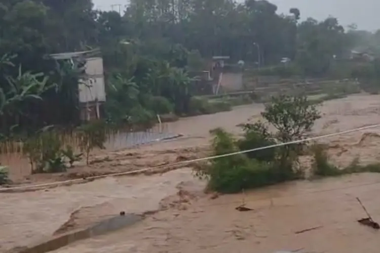 Lembah Curugan Terendam Banjir Gegara Luapan Sungai Cibitung-Ciputri, Sawah Warga di Lahan IP Tenggelam