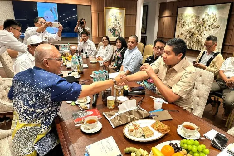Menteri PKP-PWI Fasilitasi 5.000 Rumah untuk Wartawan