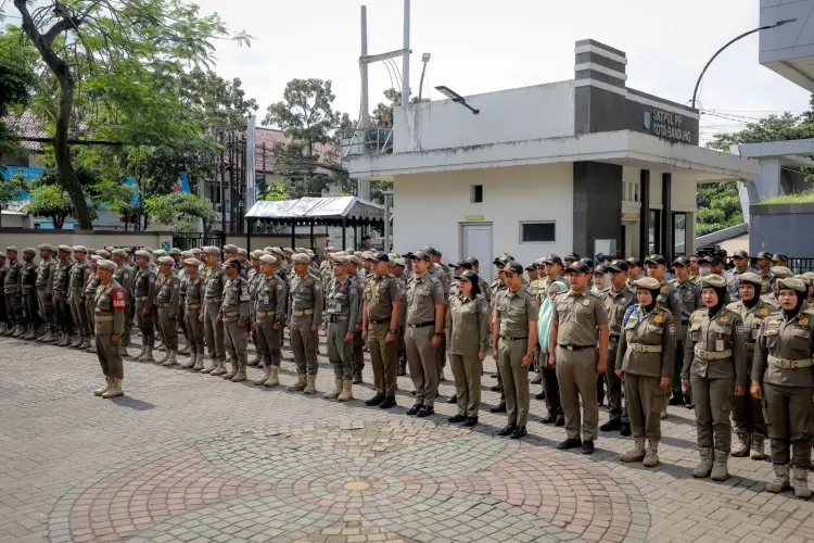 Satpol PP Kota Bandung Antisipasi PKL Musiman Jelang Nataru