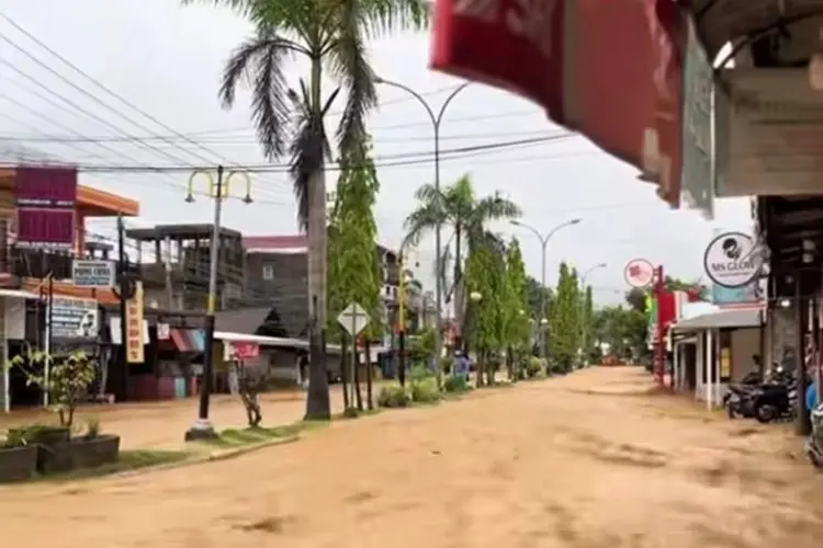 Kampus Porak-Poranda Akibat Banjir, Kemendiktisaintek Bantu Rp75,9 Miliar untuk Pemulihan