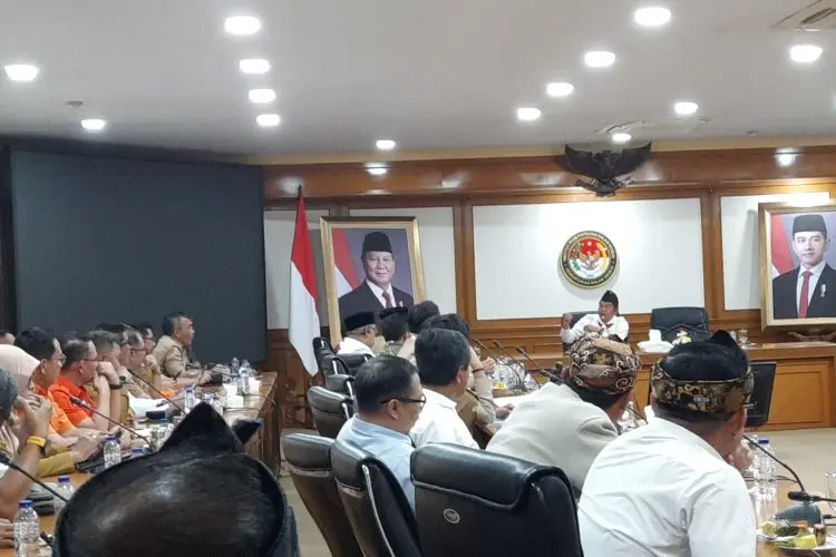 Tegas, Dedi Mulyadi Bakal Minta PLN Jangan Pasang Sambungan Listrik ke Bangunan Liar Tak Berizin