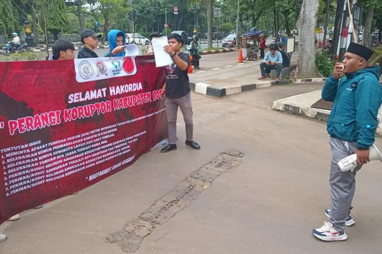 Naiknya Jabatan Penyuap KPK Gadungan, Disorot Mahasiswa dan Pemuda Bogor