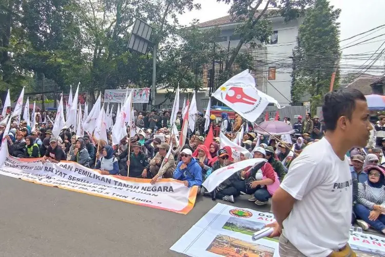 Ontrog DPRD Jabar, Massa Tuntut Bentuk Pansus Agraria dan Lingkungan