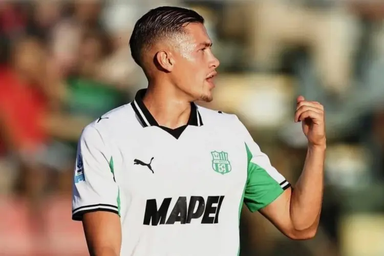 Jay Idzes Main Penuh, Sassuolo Imbangi AC Milan 2-2 di San Siro