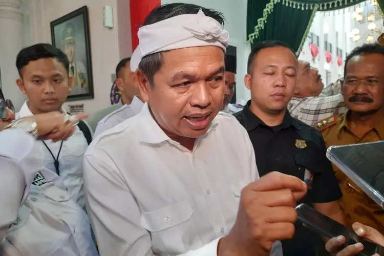 Dedi Mulyadi Tetapkan UMSP Jabar Naik 6,2 Persen, Anggap Dinamika Hal Biasa