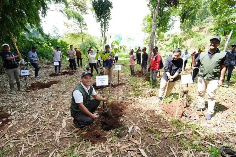 Klien SEI pun Turut Berpartisipasi Aktif Hijaukan Bumi